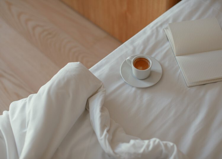 Kołdra wełniana – dlaczego warto na nią stawiać?