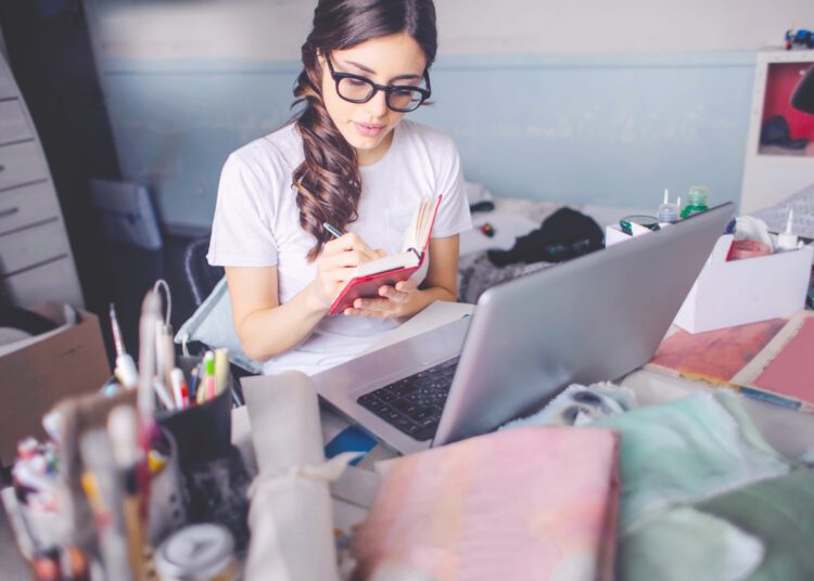 Ochrona wzorów przemysłowych – sprawdź na czym polega