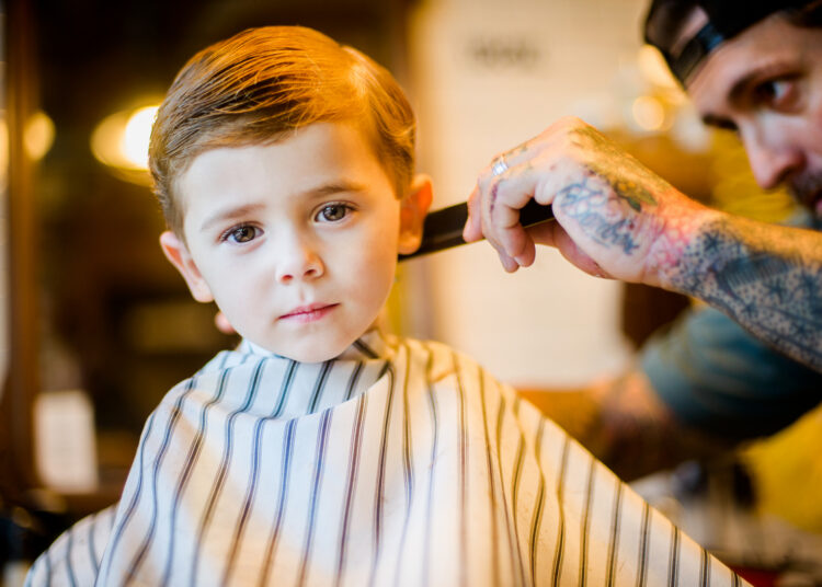 Profesjonalny kurs fryzjerski – świetny pomysł na rozwój kariery