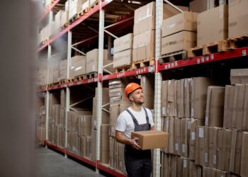 magazyn przechowywanie towaru