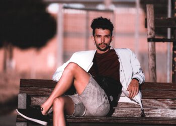 krotkie spodenki meskie z jeansu